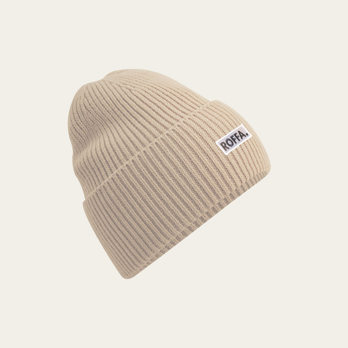 Witte oversized zachte muts met ROFFA. logo
